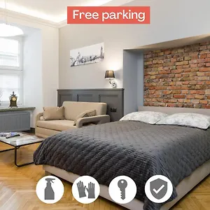 https://luxury-apartment-at-the-main-square-tomasza-street.krakowhotelspoland.com
